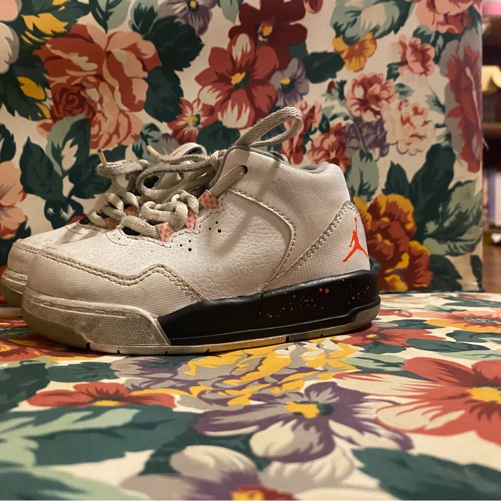 Nike Air Jordan Flight Origin 2 - White and Red - Size 6c